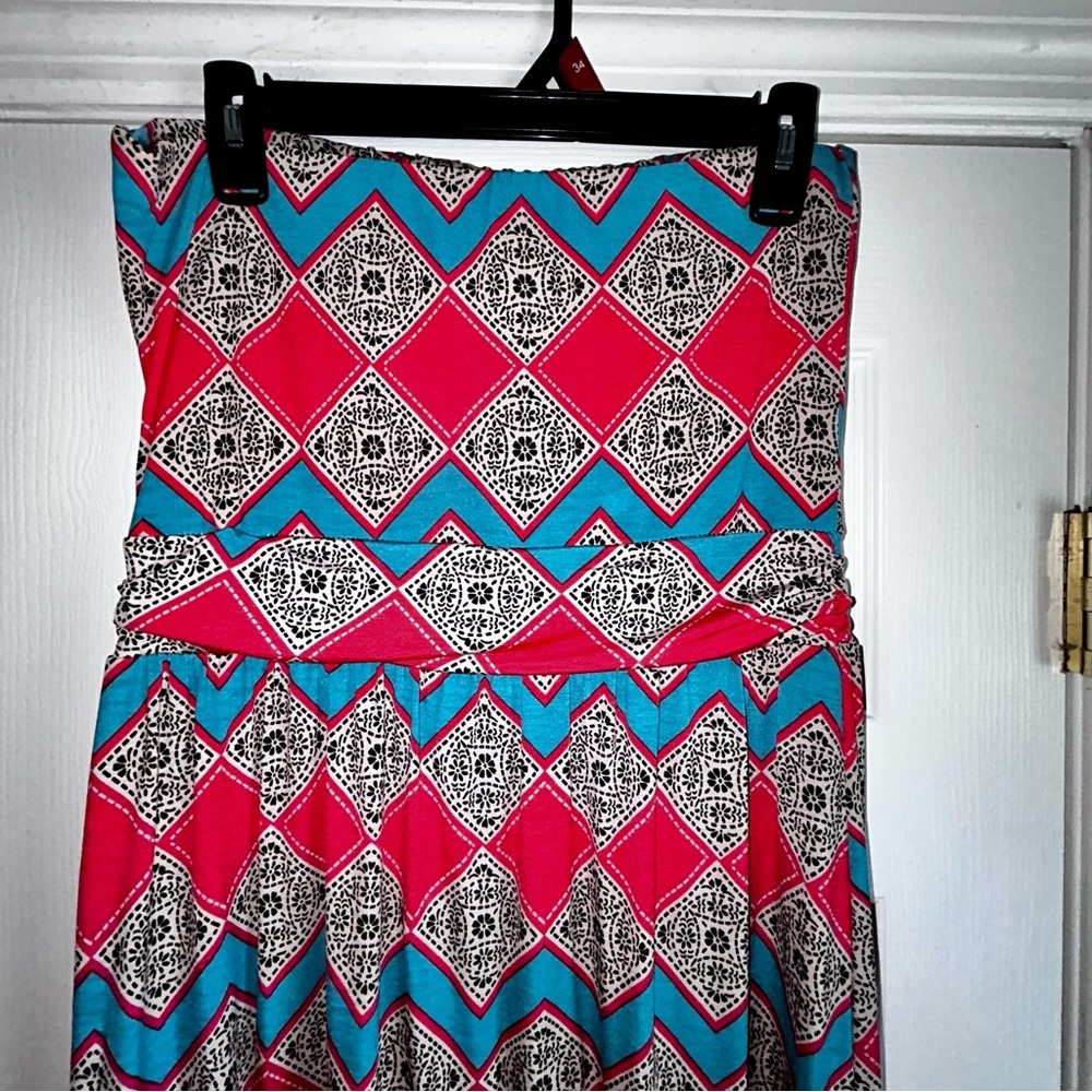 Colorful Geometric Maxi Dress - Picture 2 of 7